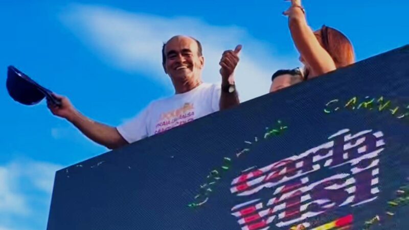Domingo É Dia de Festa na Praia