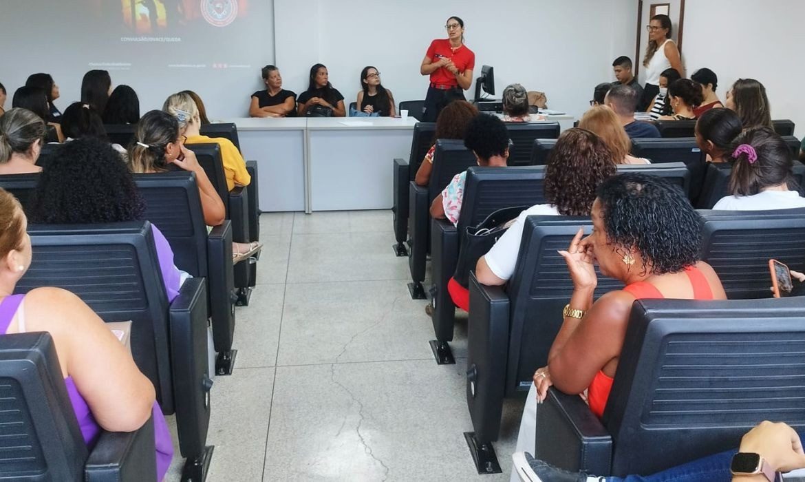 Discussão sobre notificações de violências e prevenção de acidentes marca a 2ª Reunião Geral do Programa Saúde na Escola (PSE)