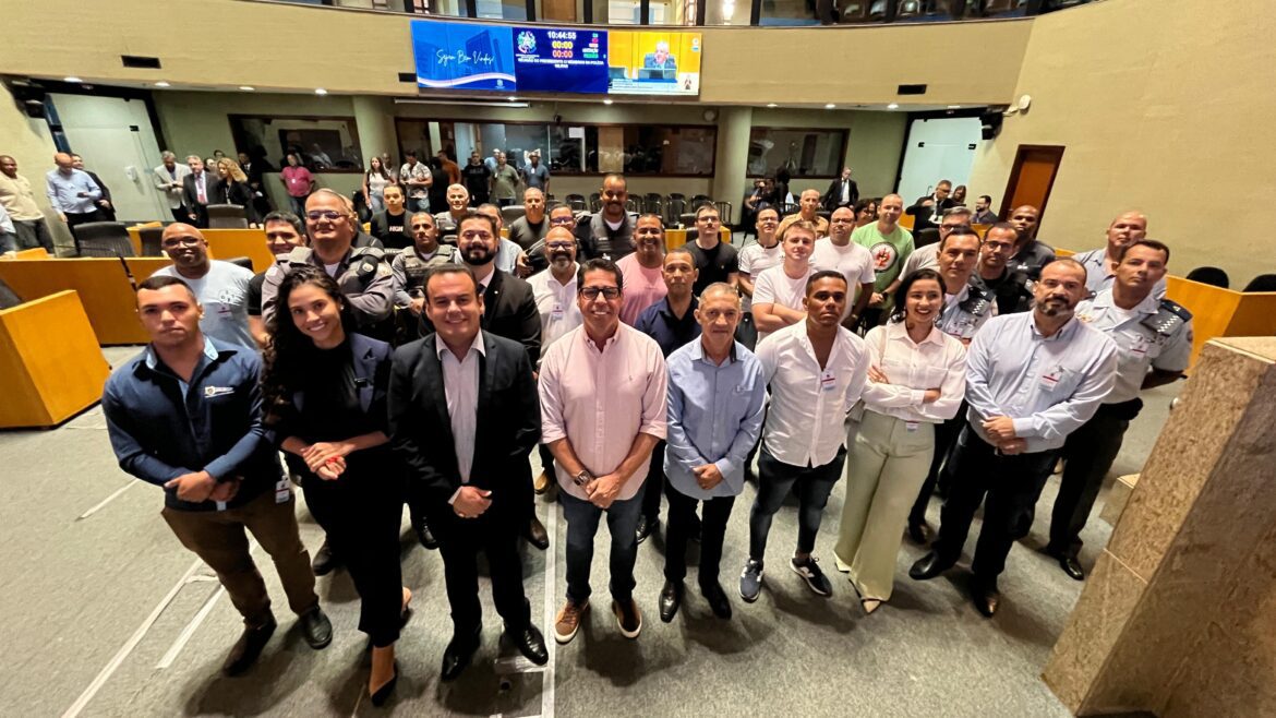 Pauta da Ales Incluirá Projeto para Promoção de Policiais e Bombeiros Militares do ES, Anuncia Presidente