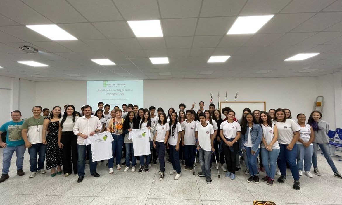 Curso de extensão preparatório Rumo ao Sucesso 2024 inicia com aula inaugural na próxima segunda-feira (3)