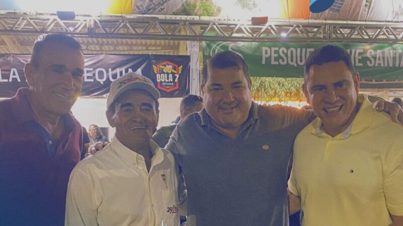 Deputado Da Vitória Marca Presença no Encerramento da Expo Aracruz e Reforça Parcerias para o Município
