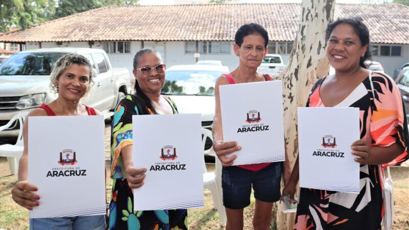 Aracruz entrega títulos de propriedade para 33 famílias em Nova Conquista