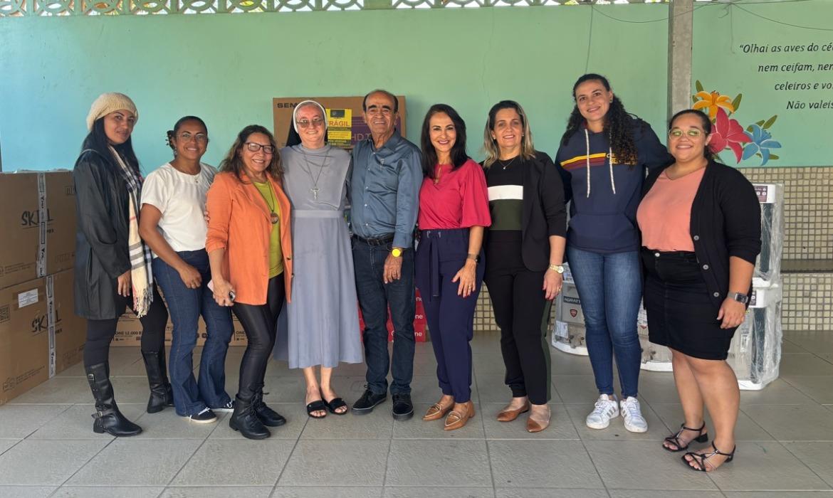 Casa de apoio Recanto Feliz recebe novos materiais e equipamentos