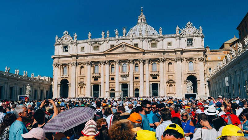 Fumaça branca: novo Papa escolhido pelo conclave