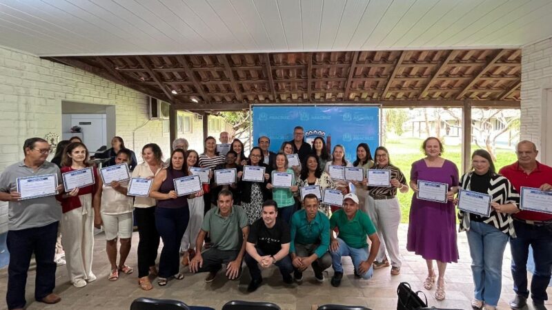 Prefeitura de Aracruz homenageia servidores aposentados em cerimônia especial