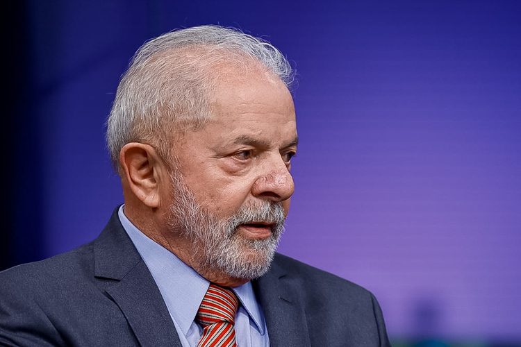 Lula manifesta apoio a ministros do STF após revogação de vistos pelos EUA e critica medida como arbitrária