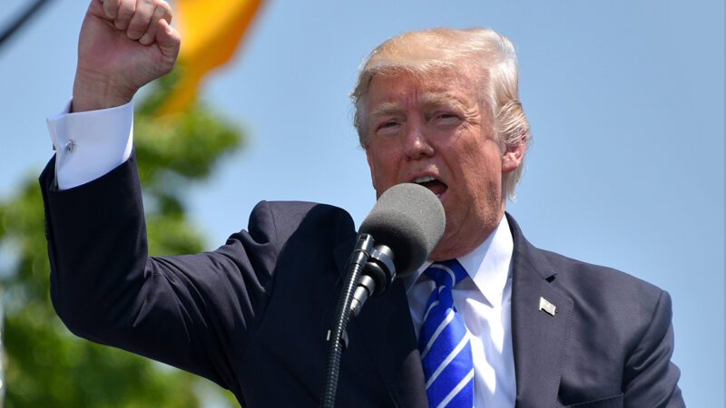 Trump declara tarifaço de 50% para exportações do Brasil; empresários capixabas estão preocupados