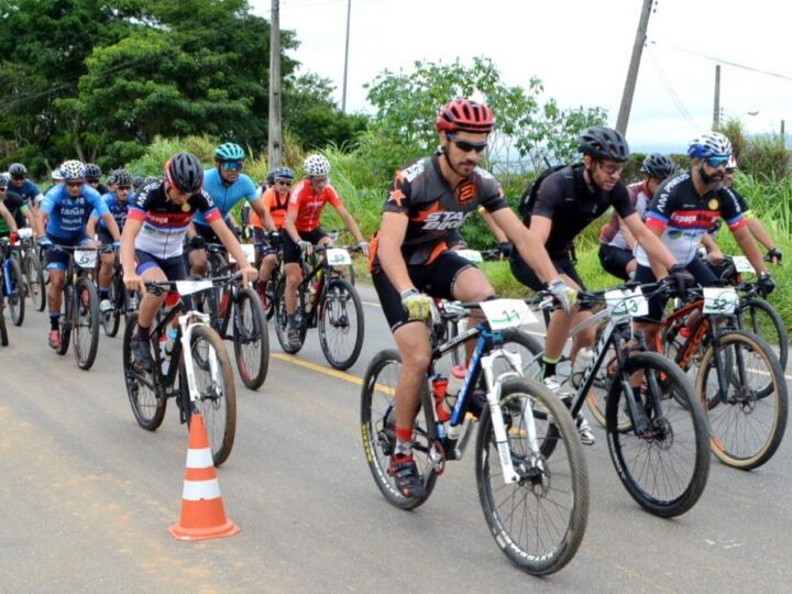 Ciclismo e solidariedade se unem em 1º Pedal Solidário de Aracruz