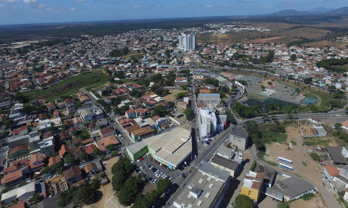 Aracruz supera grandes cidades e lidera criação de empregos no Estado