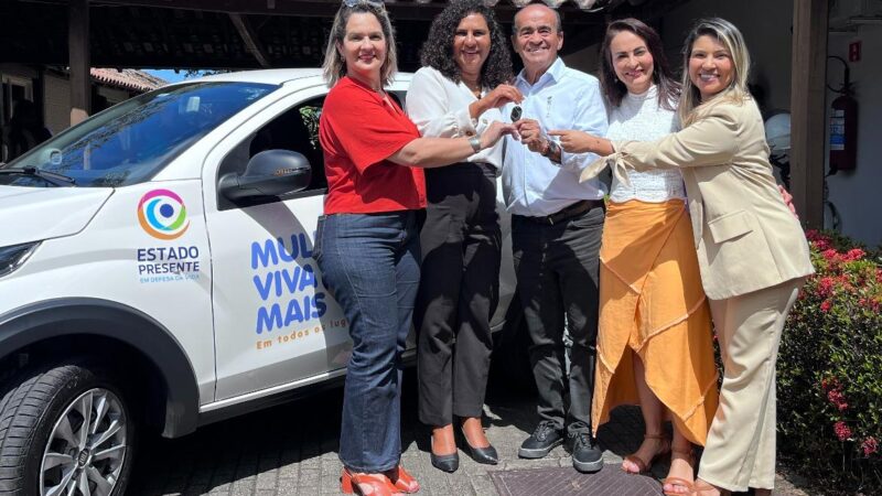 Aracruz reforça políticas para mulheres com entrega de Kit de Proteção
