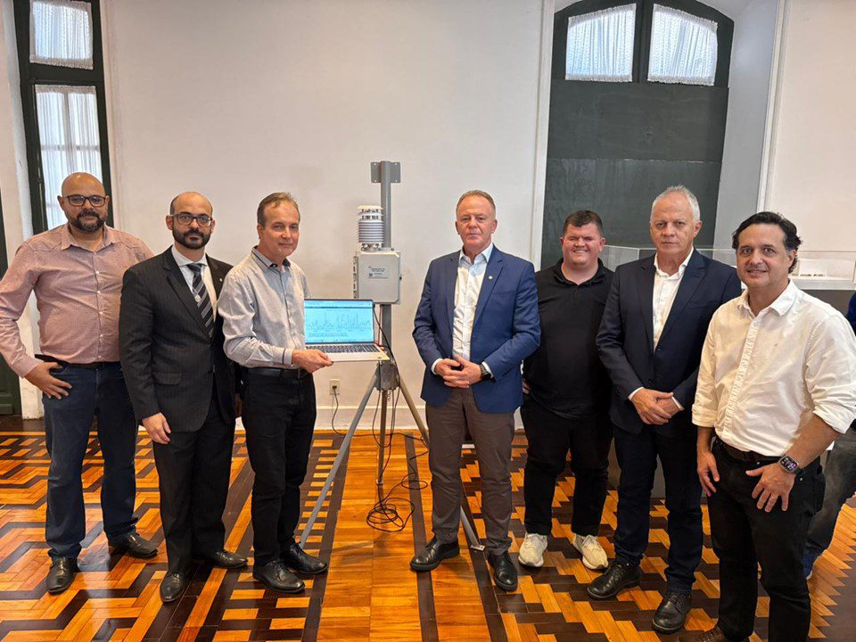 Governo do Estado firma parcerias com empresas para fortalecer o monitoramento da qualidade do ar