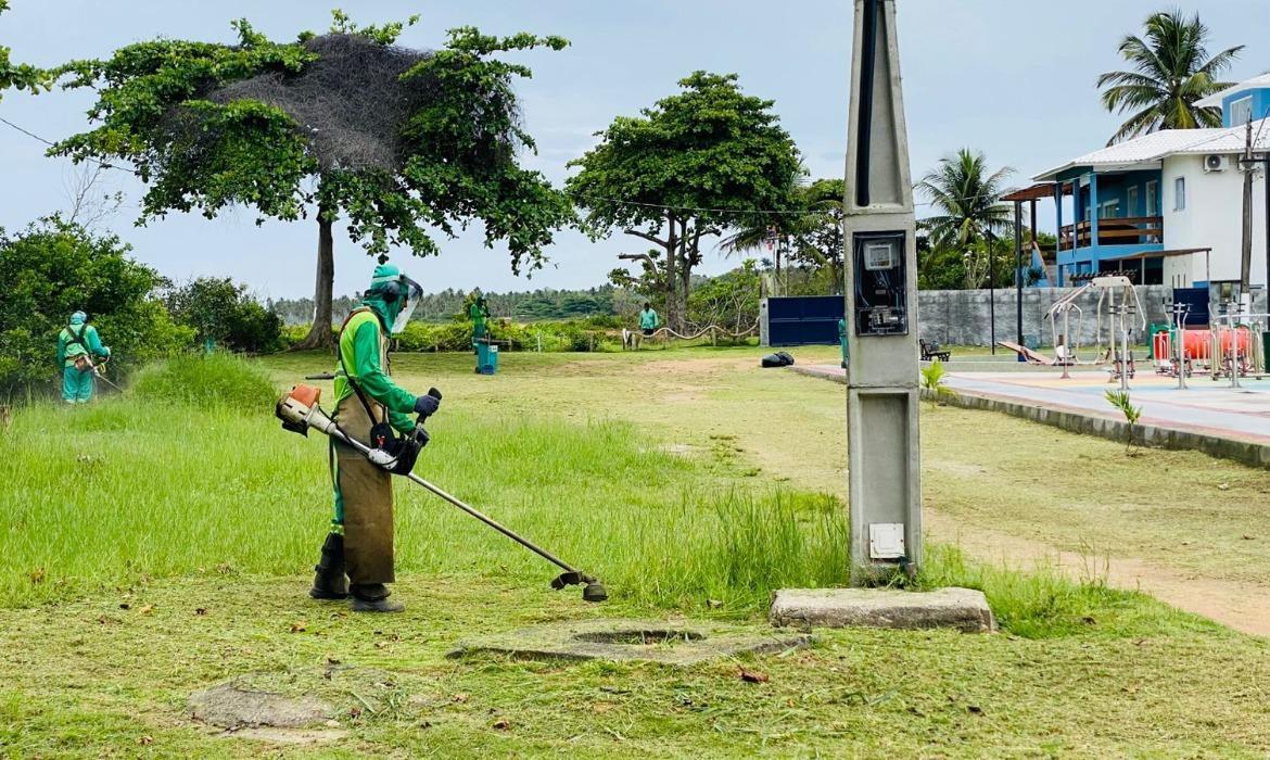 Prefeitura intensifica limpeza urbana