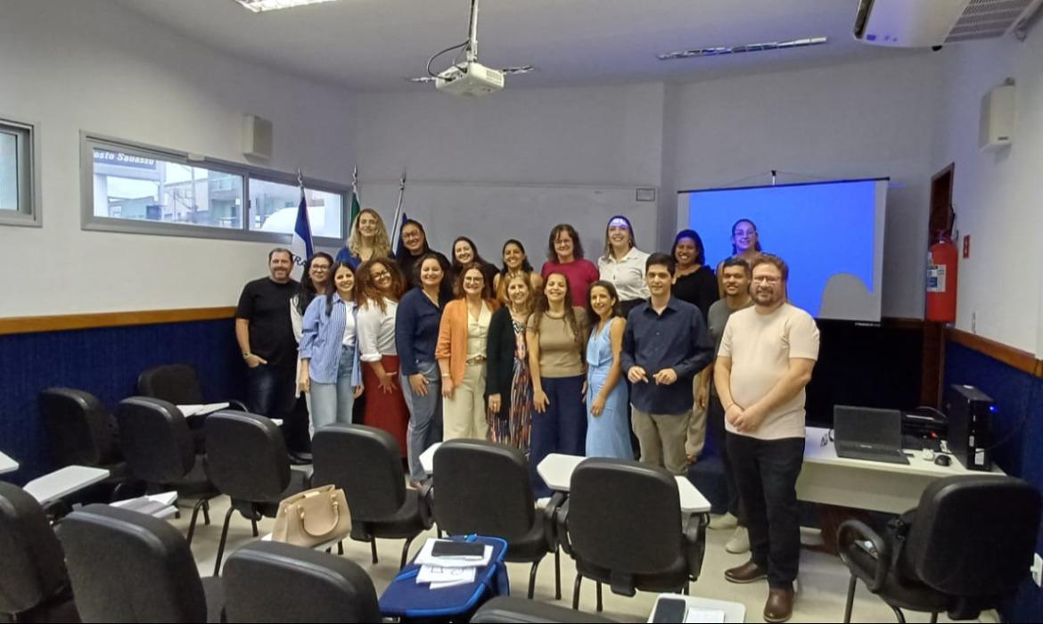 Gestão e Docência em EaD prepara alunos para funções de tutoria, coordenação e design instrucional