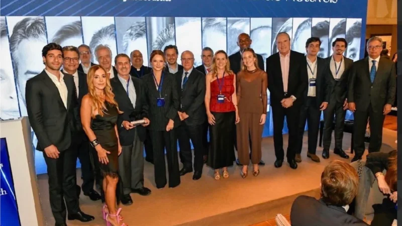 Instituto Ponte encerra 2025 com recorde de alunos e premiação nacional para sua fundadora