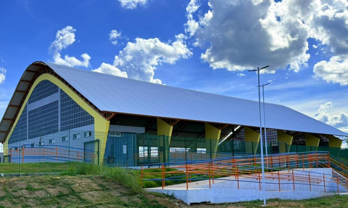 Aracruz inaugura ampliação de escola no Morobá e assina PPP inédita para Educação Infantil