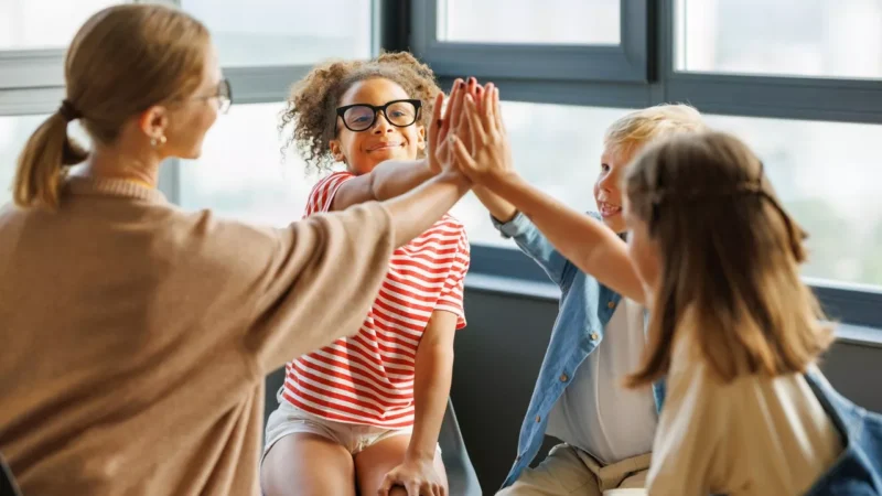 Semed promove live sobre adaptação escolar respeitosa para bebês e crianças