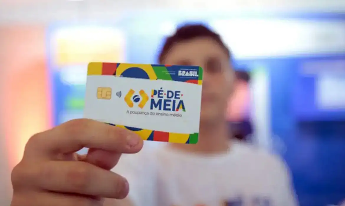 MEC divulga calendário de pagamentos do programa Pé-de-Meia para 2026