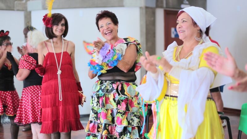 Celebração de Carnaval para idosos nesta sexta (13) em Santa Cruz