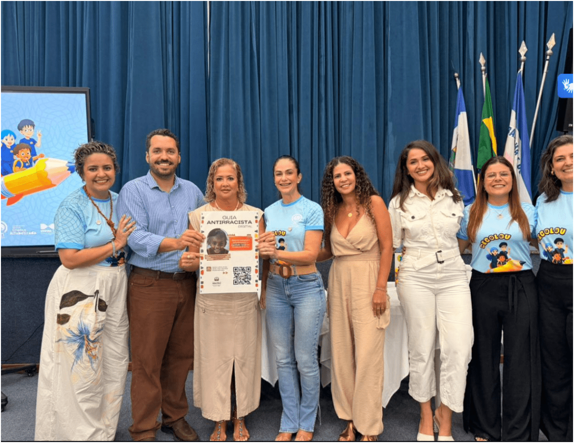 Aracruz lança guia antirracista e reforça debate sobre respeito nas escolas