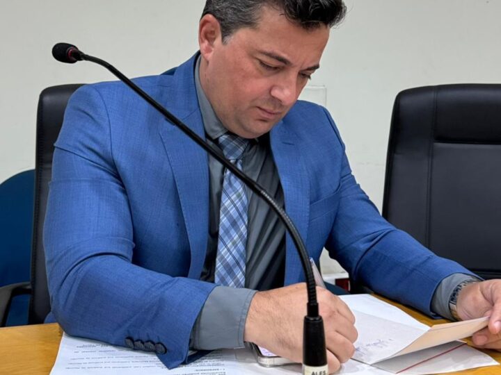 Callegari entra de vez na disputa e se firma como alternativa da direita no ES