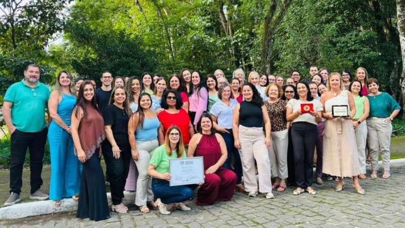 Aracruz conquista Selo Ouro e se destaca na 5ª Premiação Escola que Colabora