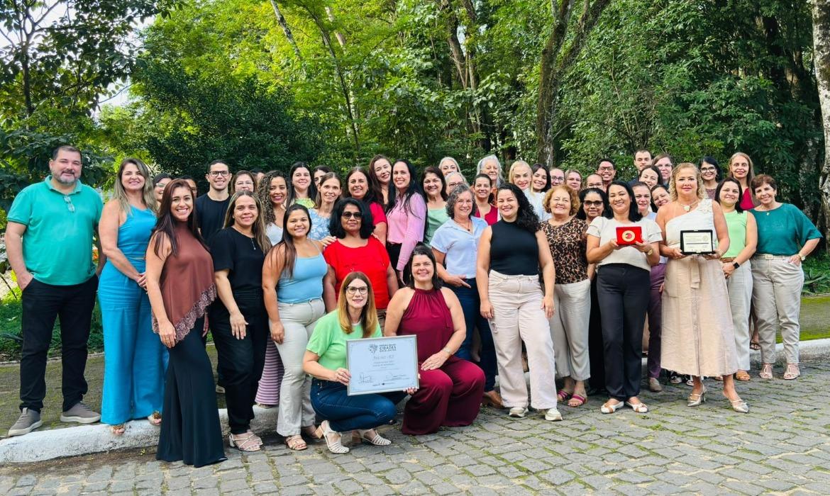 Aracruz conquista Selo Ouro e se destaca na 5ª Premiação Escola que Colabora