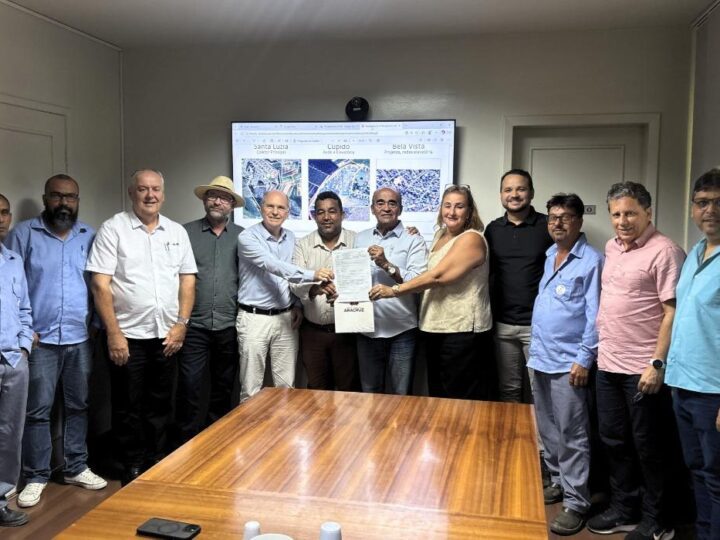 Bairro Santa Luzia recebe obras que ampliam a cobertura de esgoto tratado no município