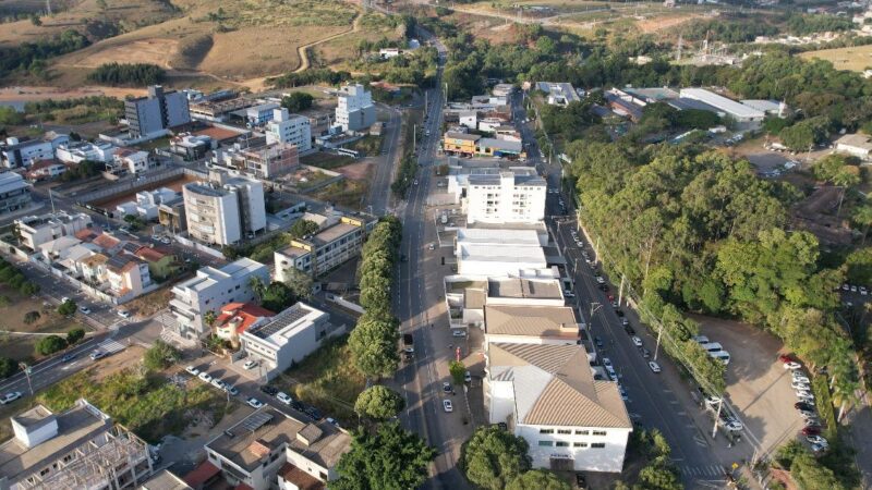 Substituição de postes provoca alterações no trânsito neste domingo (28)