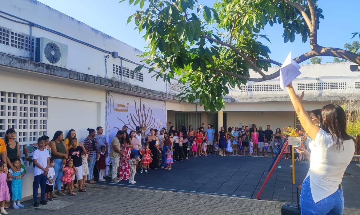 Projeto Natureza no Brincar fortalece integração entre famílias e escola em Dia da Família