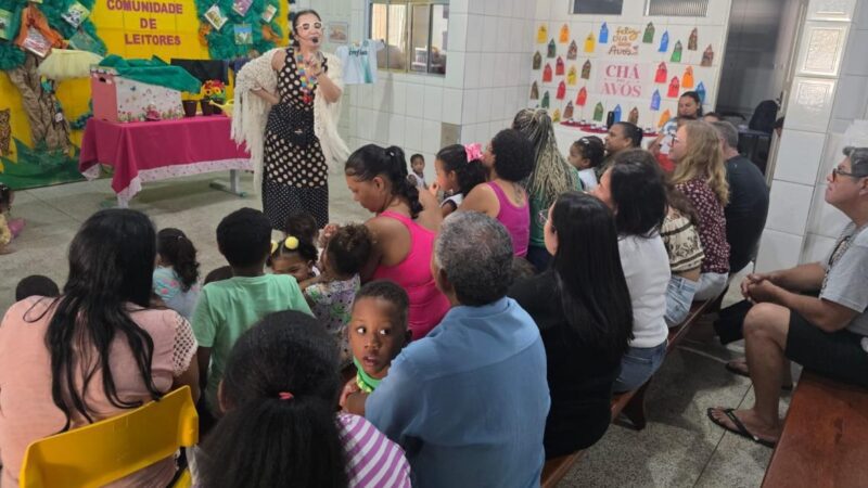 Dia dos Avós é celebrado com atividades artísticas e momentos de integração no Cmei Criança Feliz