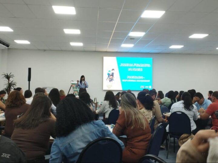 Proeti promove capacitação e fortalece práticas pedagógicas na rede municipal