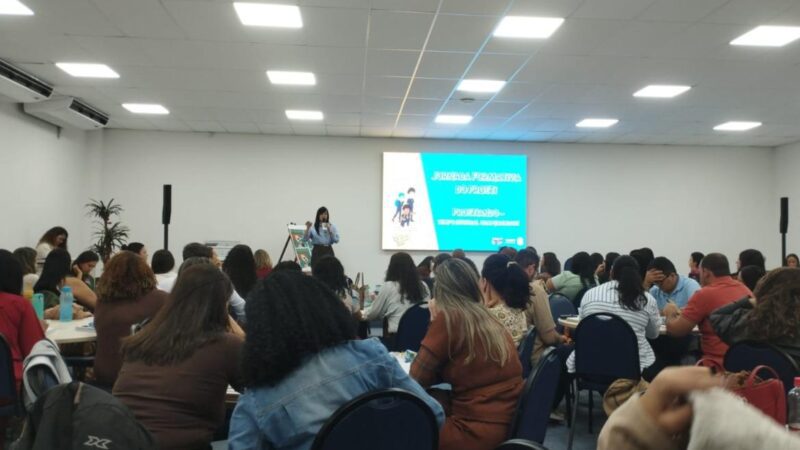 Proeti promove capacitação e fortalece práticas pedagógicas na rede municipal