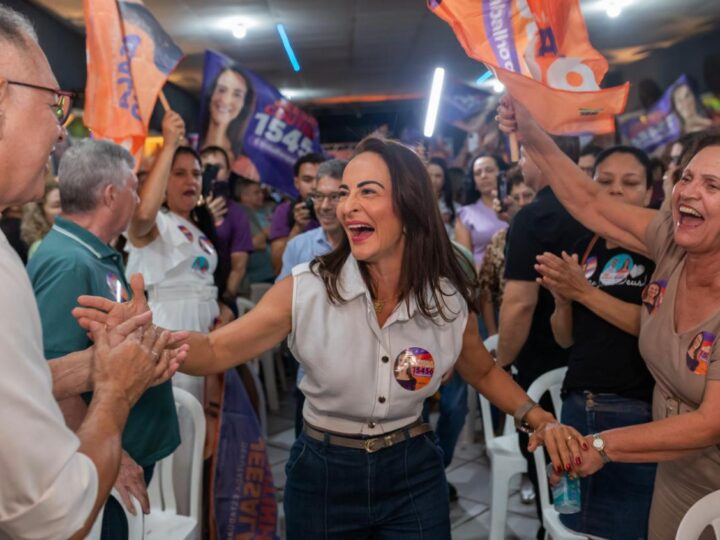Aracruz faz história: Jeesala Coutinho lota o RDC e abre caminho para a primeira deputada estadual mulher do município