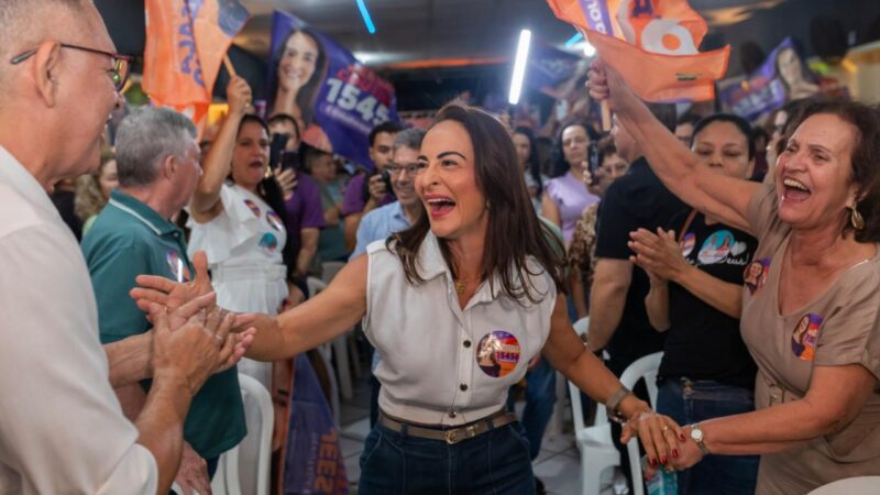 Aracruz faz história: Jeesala Coutinho lota o RDC e abre caminho para a primeira deputada estadual mulher do município