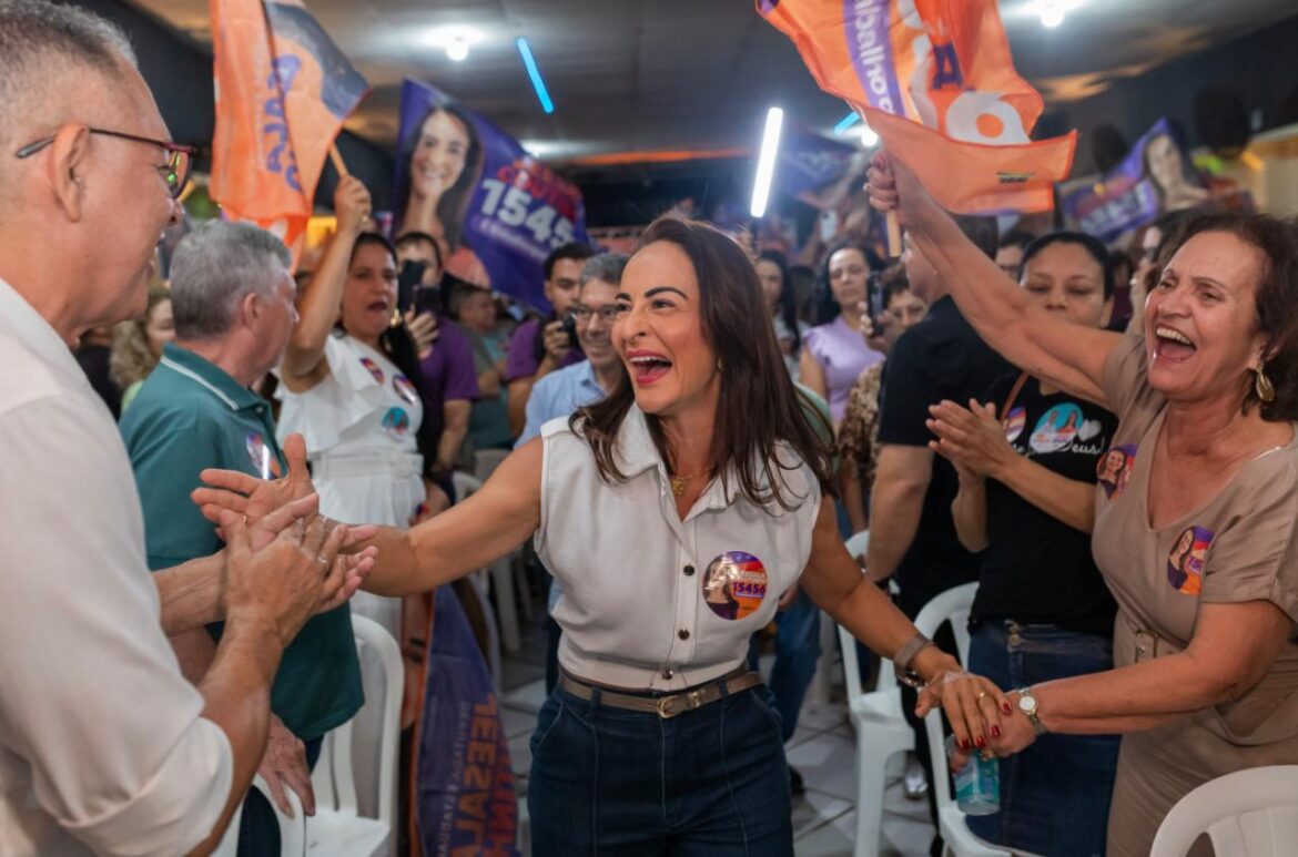 Aracruz faz história: Jeesala Coutinho lota o RDC e abre caminho para a primeira deputada estadual mulher do município