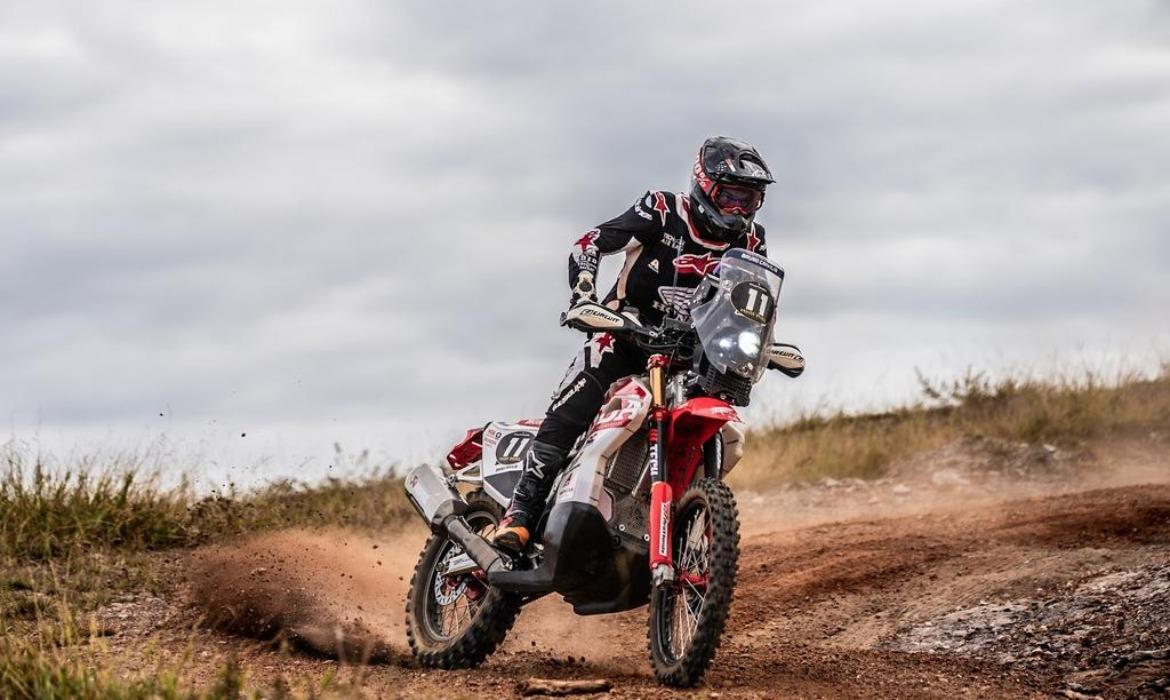 Piloto aracruzense leva talento e o nome de Aracruz ao Sertões