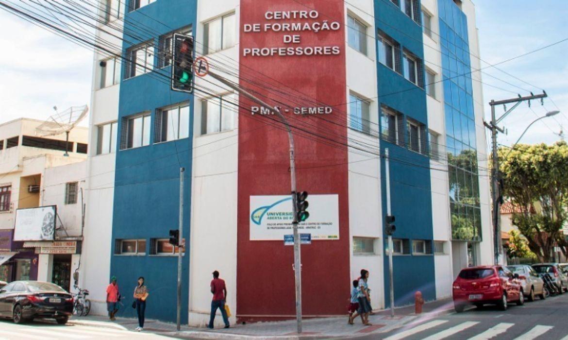 Polo UAB abre cadastro de reserva para vagas remanescentes em curso técnico do Ifes