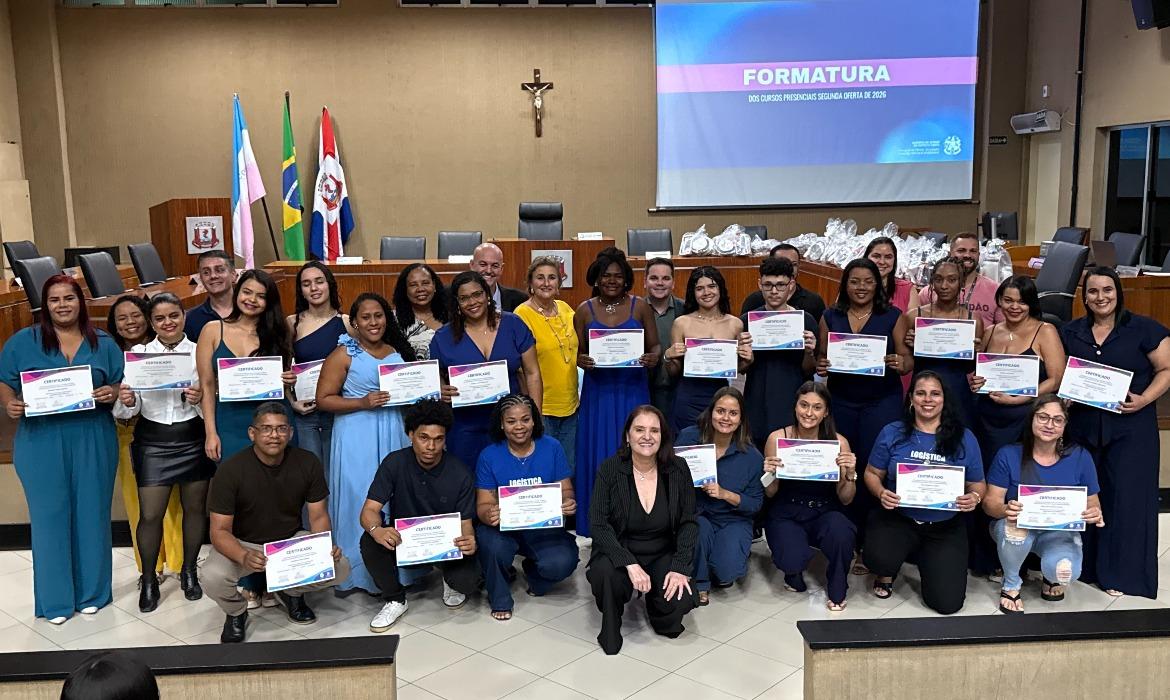 Aracruz celebra formatura de mais de 100 alunos do Qualificar ES