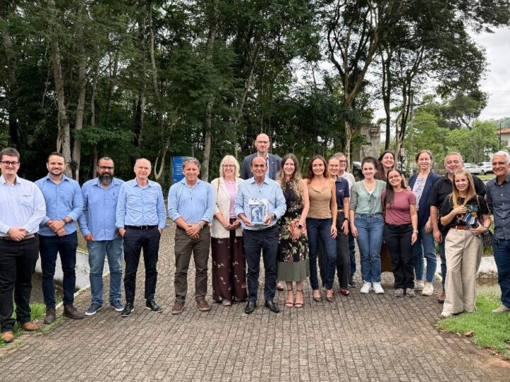 Aracruz recebe comitiva dos Países Baixos para ampliar cooperação e fortalecer gestão ambiental