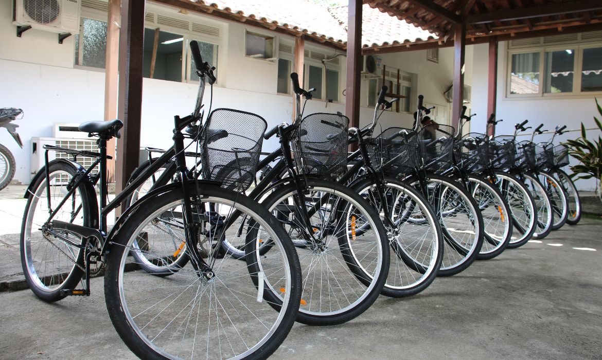 Município entrega cerca de 150 bicicletas a Agentes Comunitários de Saúde