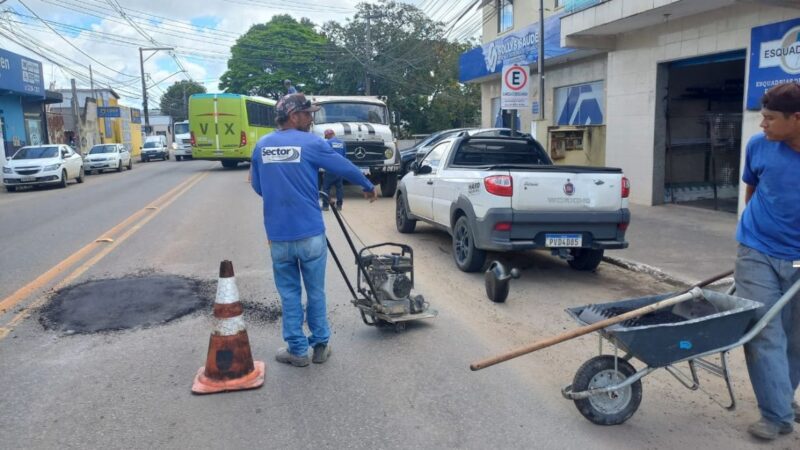 Prefeitura intensifica serviços de manutenção e reparos em vias da cidade