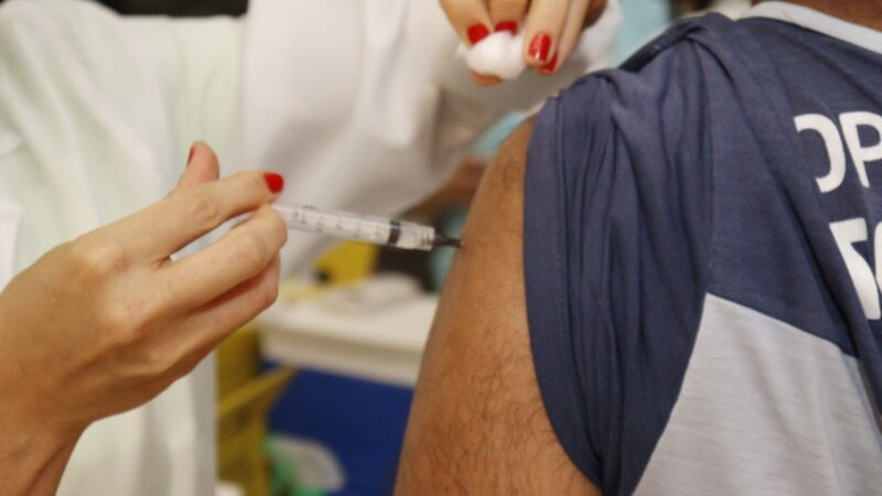 Vacina contra a gripe liberada para toda população acima de 6 meses