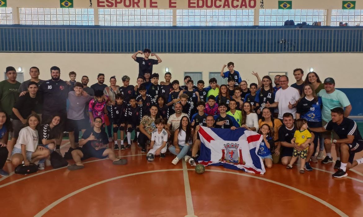 Alunos de Aracruz dão show na fase regional dos Jogos Escolares do Espírito Santo (JEES)