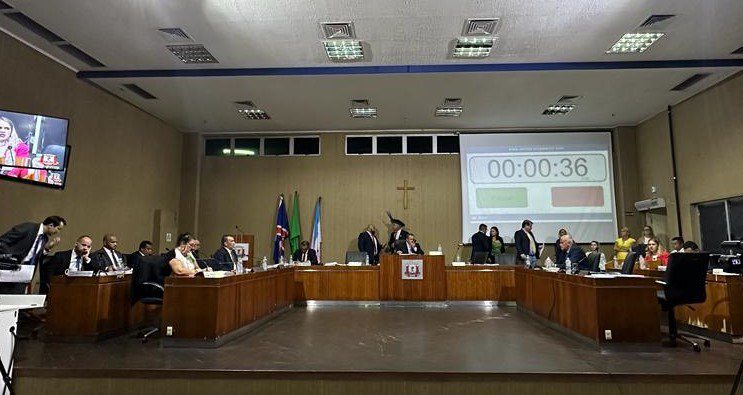 Sessão Legislativa de Aracruz Celebra Conquistas na Barra do Sahy e Defende o Retorno da Presença do Trio Elétrico