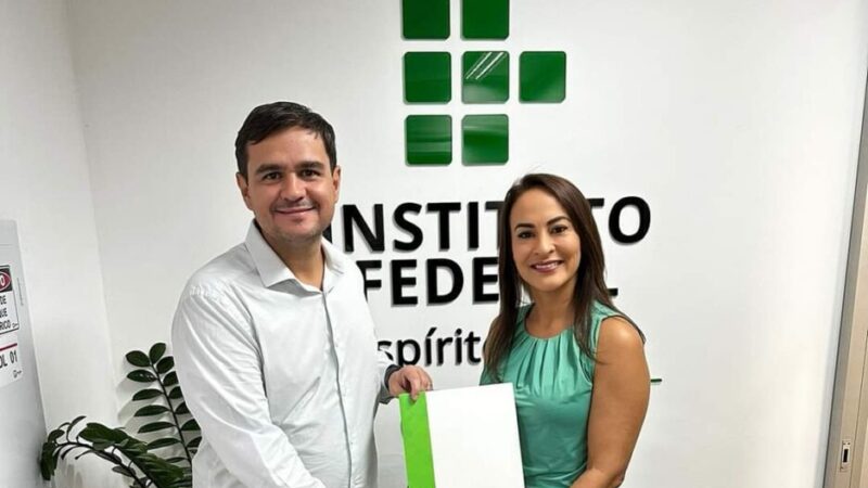 Ifes Campus Aracruz Fortalece Parceria com a Prefeitura Municipal em Encontro entre Diretor Geral e Secretária de Ações Estratégicas