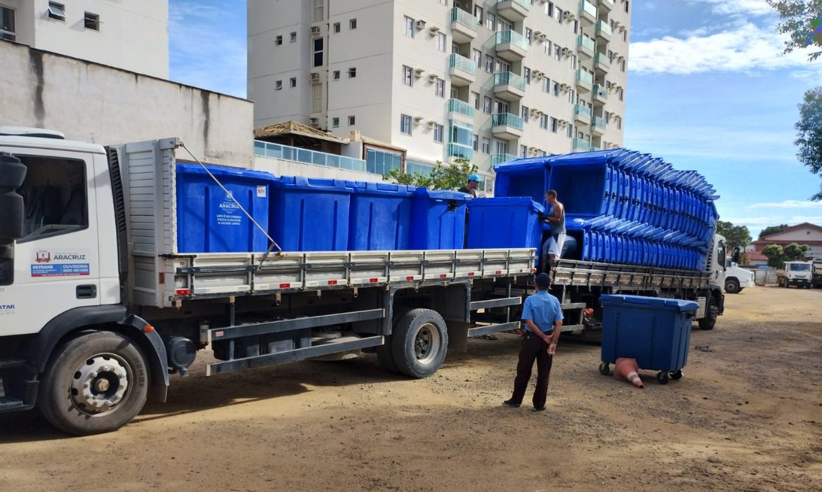 Prefeitura de Aracruz Reforça Limpeza Urbana com a Instalação de 200 Novos Contêineres de Lixo