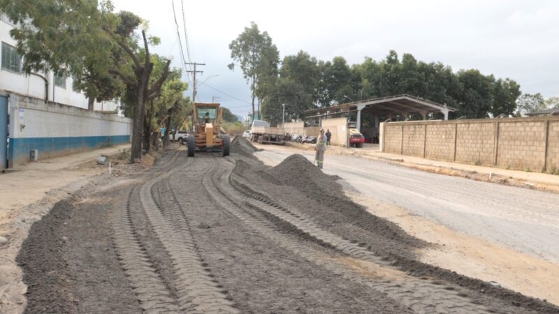 Antecipação das Obras de Pavimentação em Aracruz Reforça Compromisso da Prefeitura com o Desenvolvimento Econômico Local