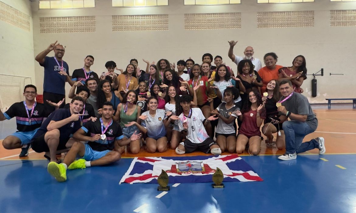 Estudantes de Aracruz fazem história com seu desempenho recorde na fase regional dos Jogos Escolares do Espírito Santo (JEES)
