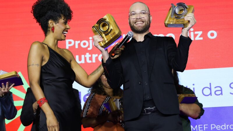 Professor de João Neiva ganha prêmio considerando o “Oscar” da Educação brasileira