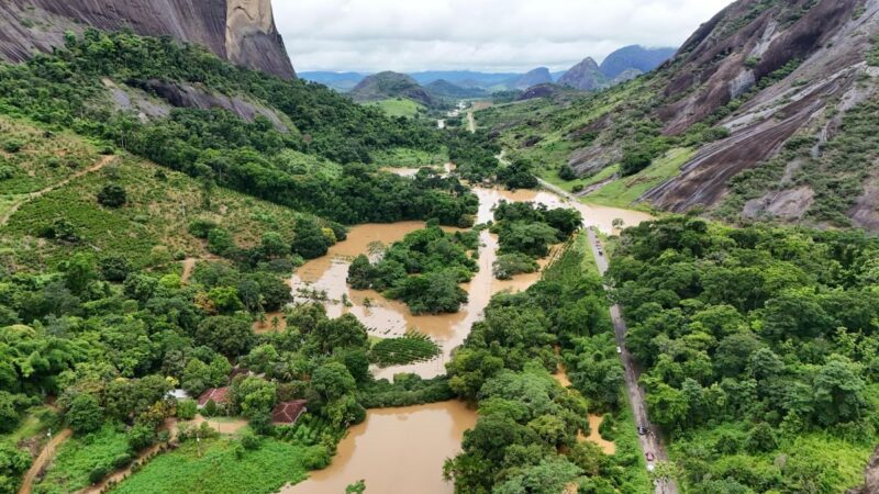 Norte e Noroeste do ES são os mais atingidos por chuvas nesta terça (24)